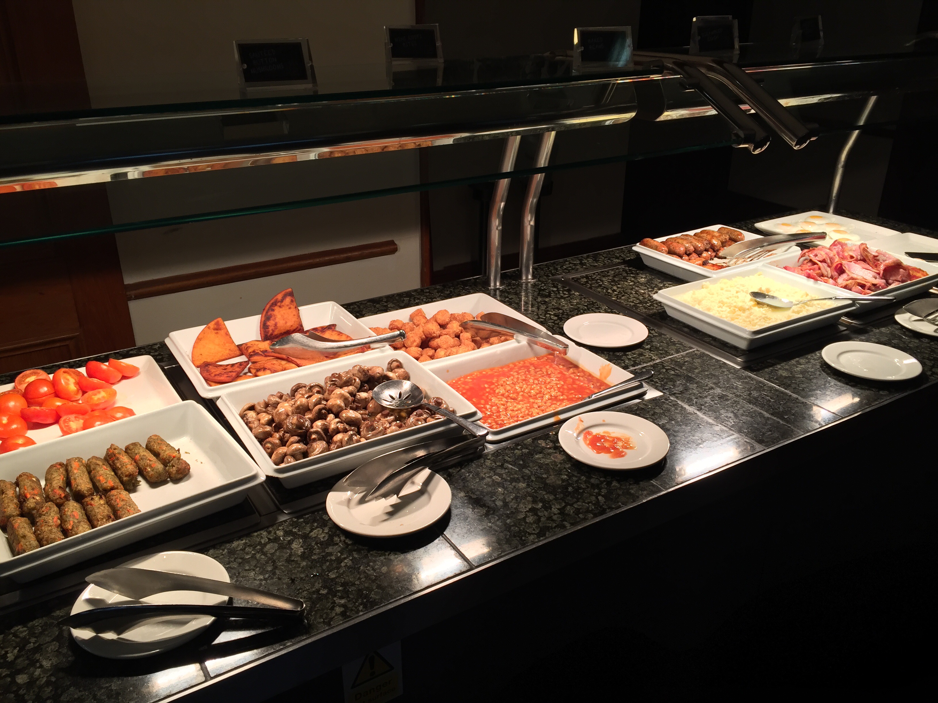 un des comptoirs du buffet